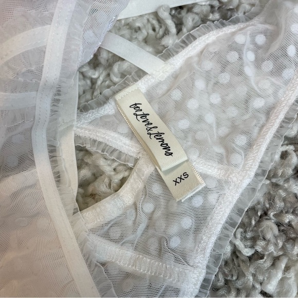 NWOT For Love and Lemons High Waisted Floral Outline Panty XXS - Picture 7 of 11